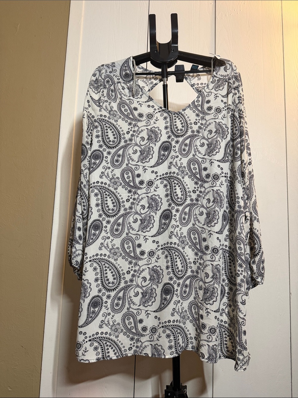 Paisley Midi Dress in White and Black